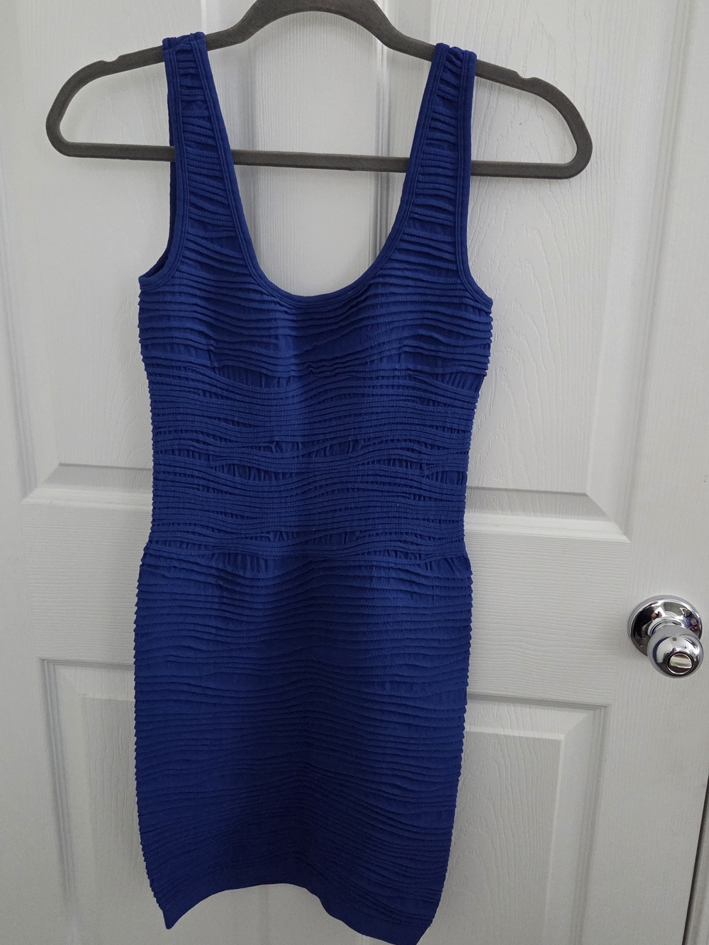 Classic Ribbed Scoop-Neck Bodycon Dress in Royal Blue